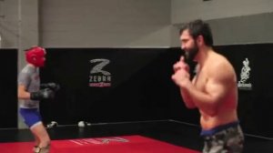 Video Blog 3_ Arlovski vs Sylvia Training Camp - This Time, It's Personal(360p_H.264-AAC)