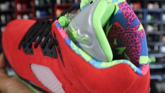 NIKE AIR JORDAN RETRO 5 WHAT THE REVIEW & ON FEET! A COLLECTORS DREAM! смотреть онлайн