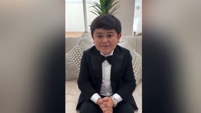 Абдурозик чаро махсус Садриддин ва Шабнамро таклиф кард? Шинпанзе кариб буд Абдурозикро газад! смотреть онлайн