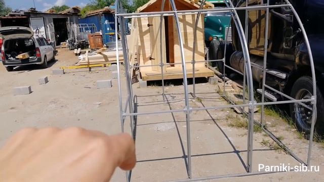 Теплица крепкая, двойная дуга через 65 см., "Сибирская Люкс" смотреть онлайн