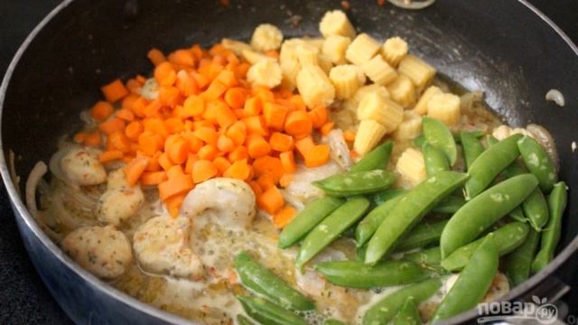 Spaghetti with shrimp in sauce смотреть онлайн