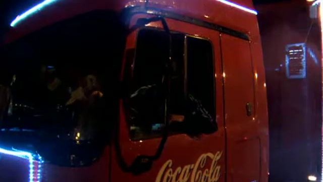 Koka-kola karavan u Kragujevcu I 30.12.2011. смотреть онлайн