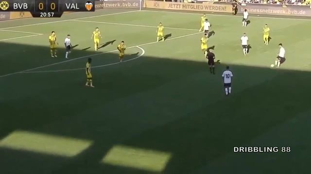 Samu Castillejo vs Borussia Dortmund - Debut por Valencia - 18/07/2022 смотреть онлайн