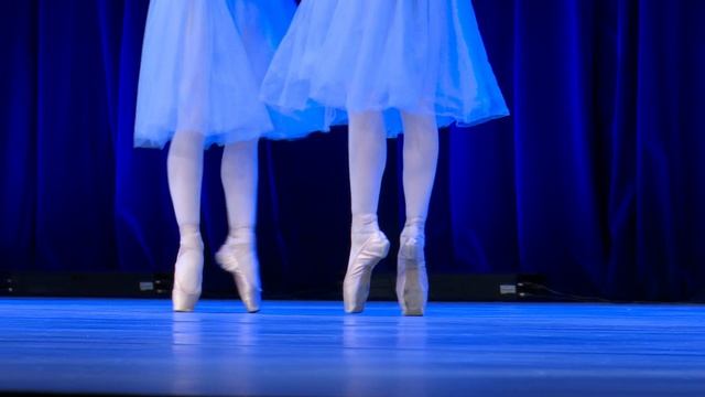 Вариация Жемчужин из балета "Конёк-горбунок" смотреть онлайн