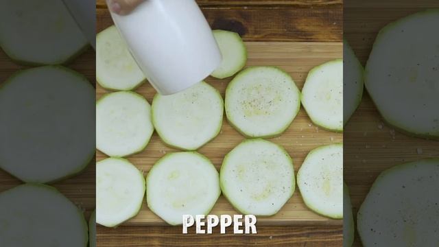 Crunchy Zucchini смотреть онлайн