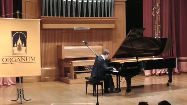 Valentin Kisilenko Schumann - Symphonic Etudes, Op 13 смотреть онлайн