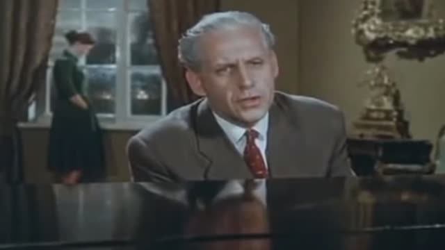 "Искры камина"-дворовая песня. Женский вариант. смотреть онлайн