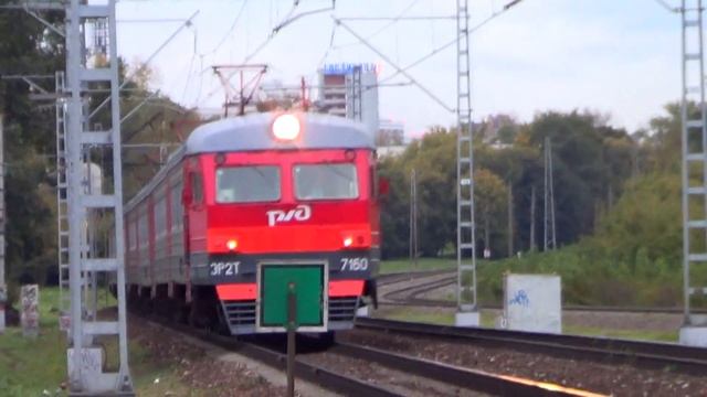 Электропоезд ЭР2Т-7160 смотреть онлайн