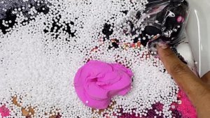 Black vs Pink Slime Lipstick Mixing Makeup Eyeshadow Into Slim.