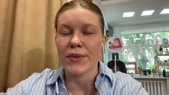 Удалённая работа-работаю лежа на диване...