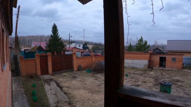 Обрабатываем клубнику. Купили новые сорта #клубника #огород #дача