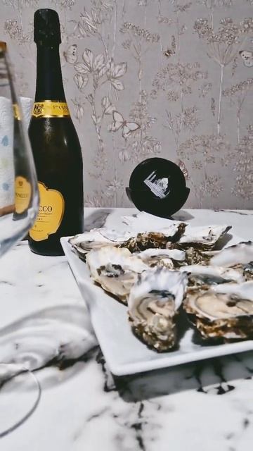 Немного морского настроения #вкусно #много #морепродукты #устрицы #идеи #пробуйте смотреть онлайн