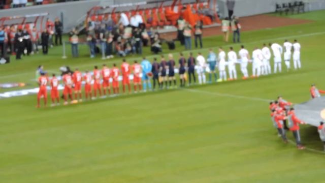 Рубин-Ливерпуль. Выход команд и перфоманс смотреть онлайн