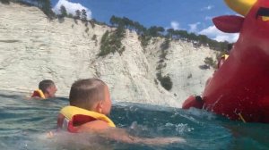 Мы летим на банане