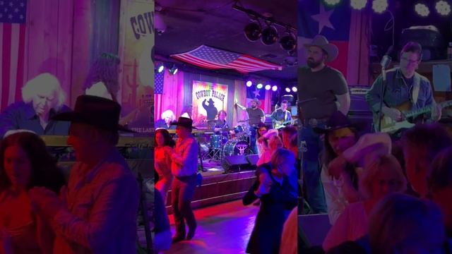 Neon Moon - The Justin Honsinger Band смотреть онлайн