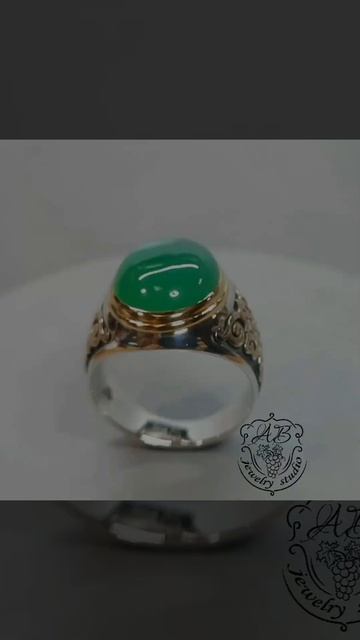 Серебряный перстень с хризопразом и позолотой смотреть онлайн