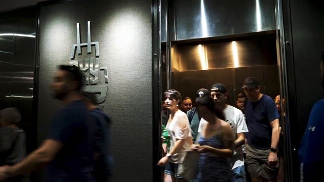 Walk of Terror in Chicago | History Traveler Episode 39 смотреть онлайн