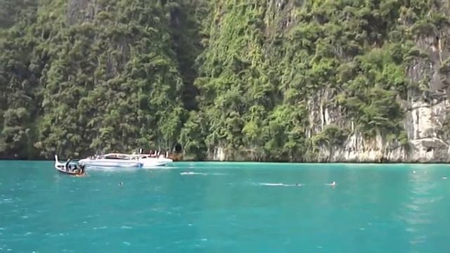 Phuket-Phi Phi смотреть онлайн