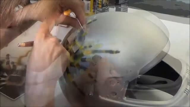 Realistic Tarantula on helmet - airbrush art - Aerografit Studio смотреть онлайн
