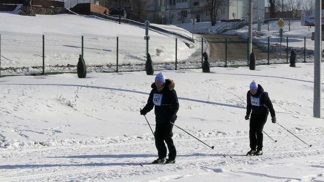 На стадионе Светлого состоялись массовые лыжные гонки "Лыжня России 2025"