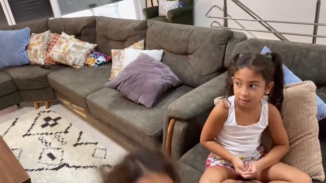 MİRA VE SILA’ya ANNESİ SÜRPRİZ BARBIE KARAVAN ALDI SILA VE MİRA смотреть онлайн