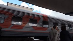 Поезд № 29/30 Москва-Калининград На перроне станции Черняховск