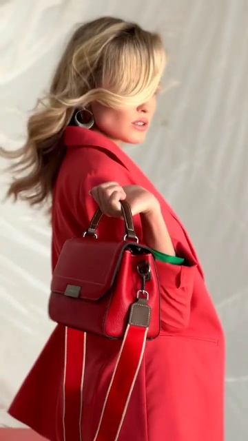 Lanotti 9252 цвет красный сумка женская из натуральной кожи с контрастной ручкой и ремнем смотреть онлайн