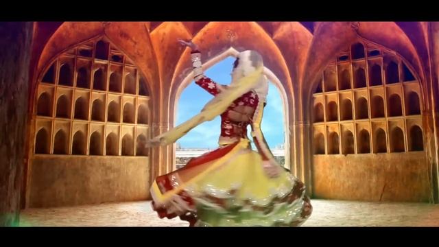 Dal Ke Aankhon Mein Kajal pahankar Paon Mein Payal Chali Jab banthan Ke radha krishna superhit song