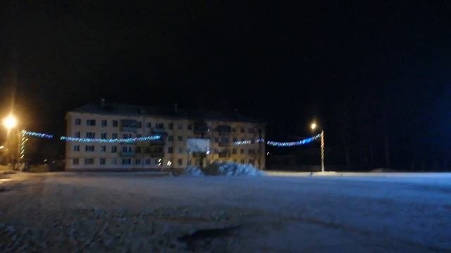 1080p_20_Город_Мирный_главная_площадь_ёлочка
