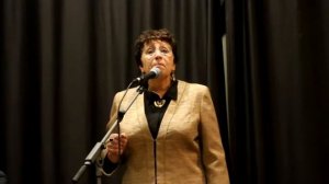 3. Выступает Дина Рубина.