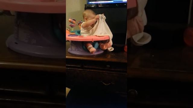 I think she is trying to play peek-a-boo смотреть онлайн