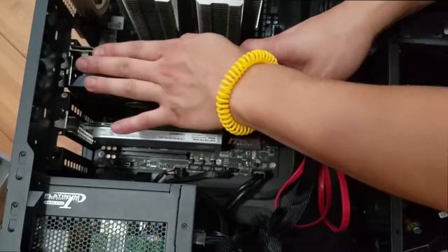 Unboxing Sapphire Nitro R9 Fury смотреть онлайн