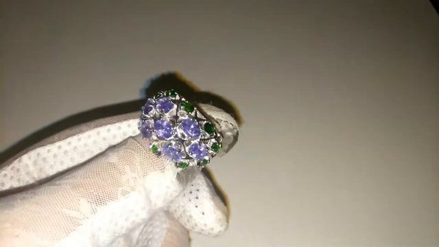 Кольцо с натуральными Танзанитами и Хромдиопсидом