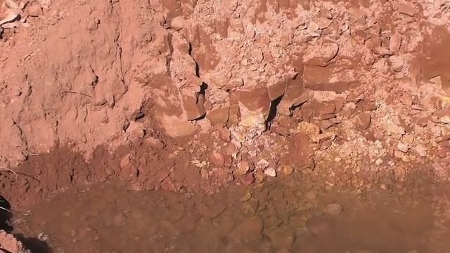 Opal Mining - Jundah-Opalville, Australia смотреть онлайн