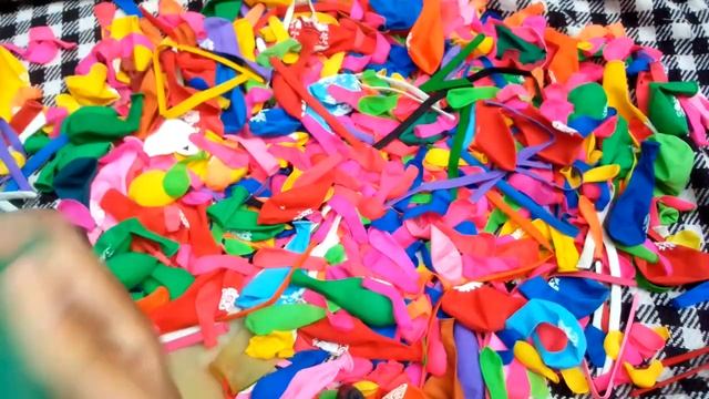 Lot's of fun balloons with satisfying Outdoor balloons with color full er96 смотреть онлайн