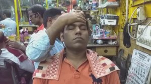 Интенсивный массаж головы гребнем. Asmr от парикмахера старой школы