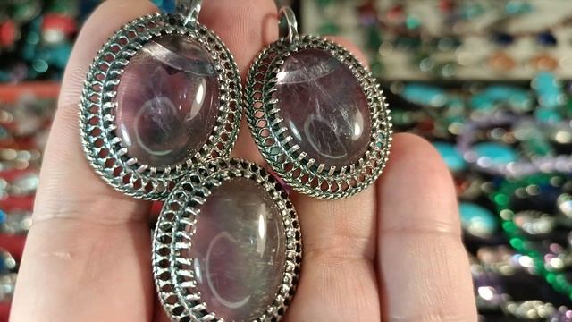 Изделия из натурального камня серебра и посеребрения.