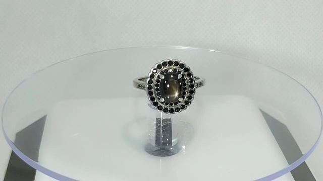 Кольцо с натуральным необлагороженным черным звездчатым сапфиром 2.05 ct Размер 18 Серебро 925 смотреть онлайн