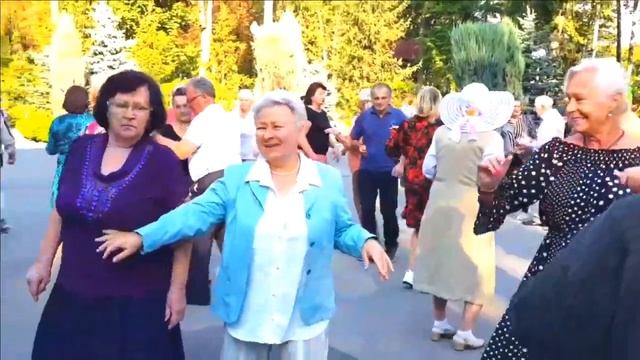 ТИ ЗАПАЛА МЕНІ В ДУШУ!!!16 сентября 2023 ХАРЬКОВ ТАНЦЫ НА РЕТРО смотреть онлайн