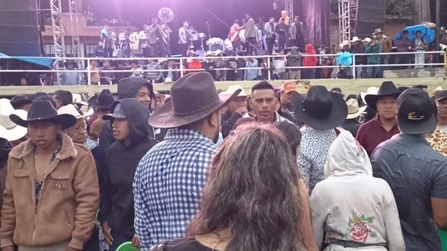JARIPEO DE LA OCTAVA EN SANTIAGO AZAJO, 5 DE AGOSTO DEL 2024. NI LA LLUVIA LOS DETUVO смотреть онлайн