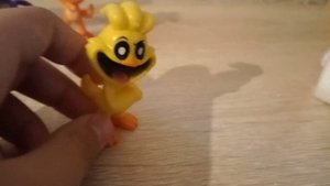 распаковка фигурки улыбающийся зверьков