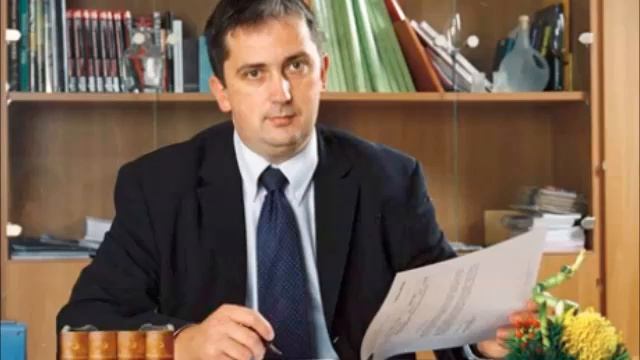 Petr Hulinský: Sněmovní komise řeší situaci ve vojenském zpravodajství смотреть онлайн