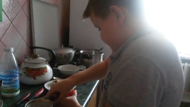 Как Даня открывает кукурузу смотреть онлайн