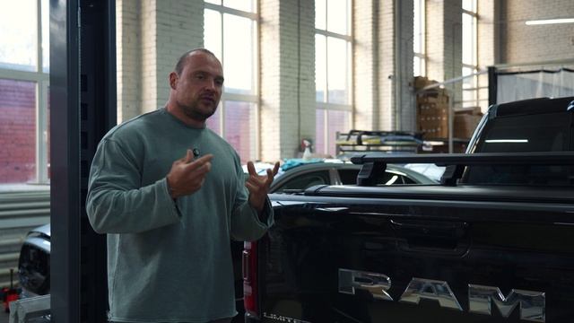 Dodge RAM 1500 limited с рамбоксами и электрическая крышка кузова bestwyll + HD crossbar