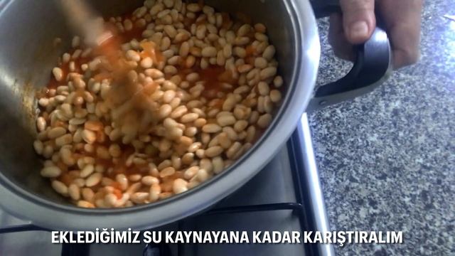 Tam Kıvamında Sucuklu Kuru Fasulye Tarifi | Sucuklu Kuru Fasulye Nasıl Yapılır | Kolay Kuru Fasulye
