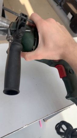 Дрель сетевая Bosch