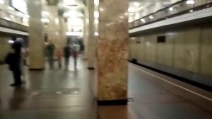 Метро поезда, Комсомольская  Сокольническая линия метро