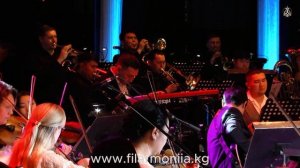 "Зарыкканда" Каныкей. В сопровождении симфонического оркестра.