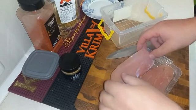 Бастурма из куриной грудки (способ 2) смотреть онлайн