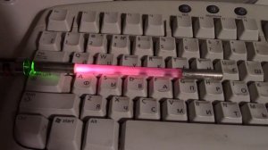 красивый опыт с рубиновым стержнем